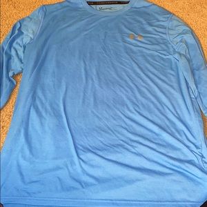 Men’s Underarmour long sleeve tee
